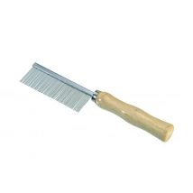 B900 50 fogas fésű fanyeles